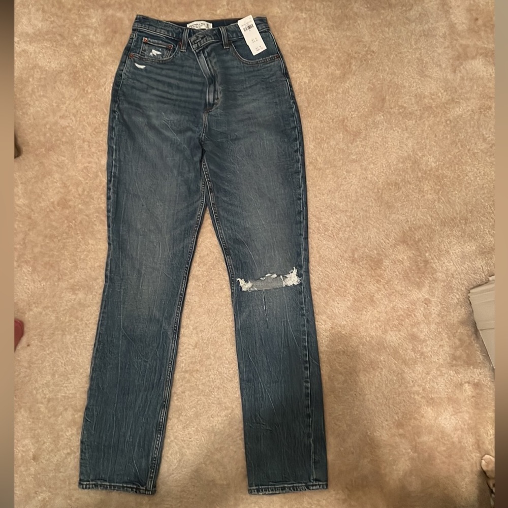 Abercrombie & Fitch 90’s Slim Straight Ultra High Rise Jeans